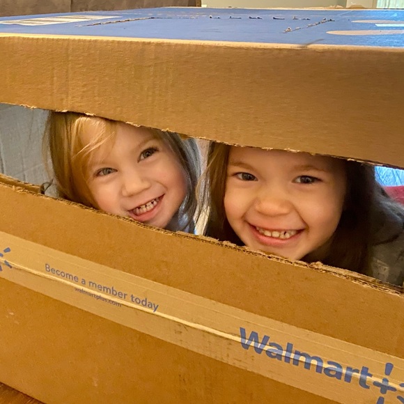 Meet your Posher, Angelica - Picture 2 of 2